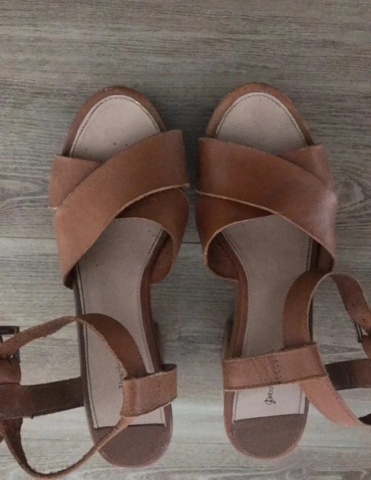 Sandalen met houten hakken – photo 4